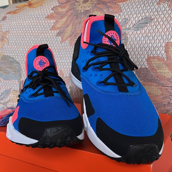 NIKE Men’s AIR HUARACHE DRIFT
BLUE NEBULA/BLACK
AH7334 403 Sneakers Athletic - Picture 7 of 16